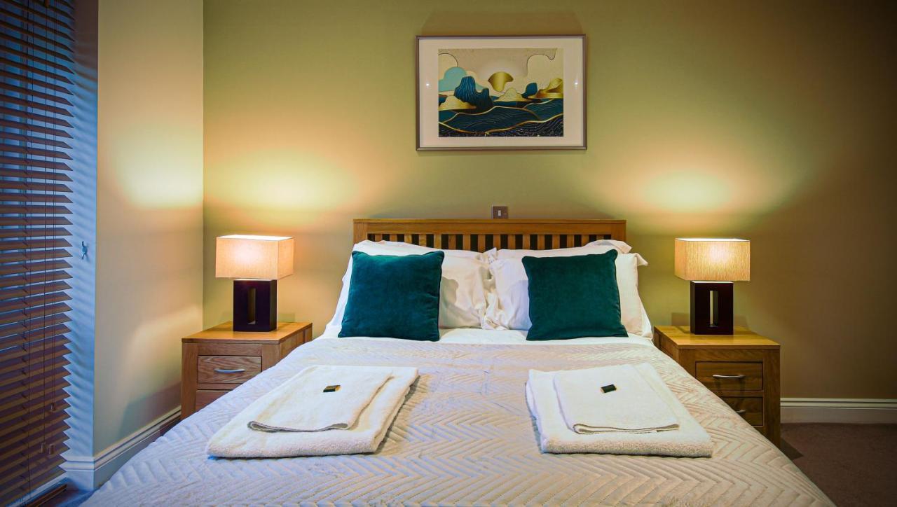 Superb City Center 1 Or 2 Bedroom Apts King Bed Southampton Eksteriør bilde