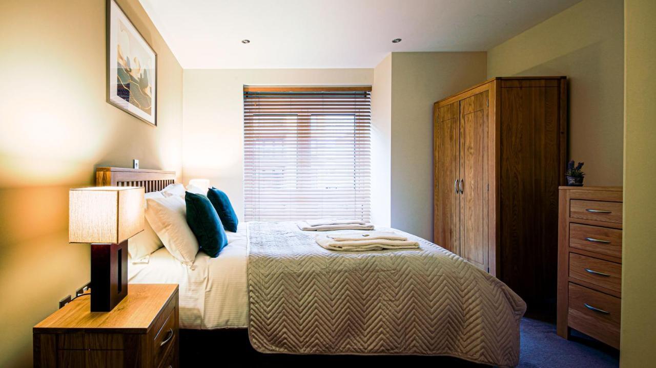 Superb City Center 1 Or 2 Bedroom Apts King Bed Southampton Eksteriør bilde