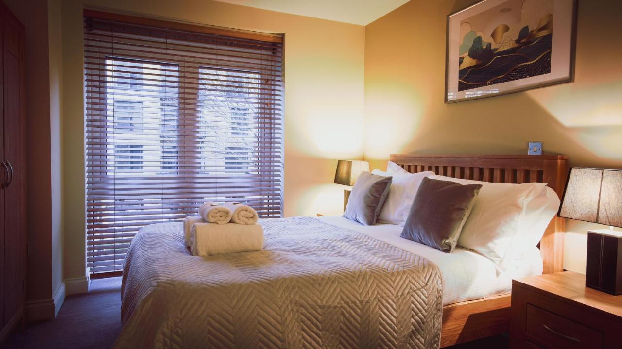 Superb City Center 1 Or 2 Bedroom Apts King Bed Southampton Eksteriør bilde